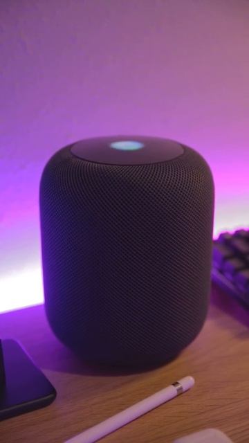 Asking HomePod for iMessages from The Home Depot via Business Chat is oddly specific... смотреть онлайн