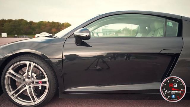 R8 Adventures British Motor Museum | Audi R8 V8 Emerald Green смотреть онлайн