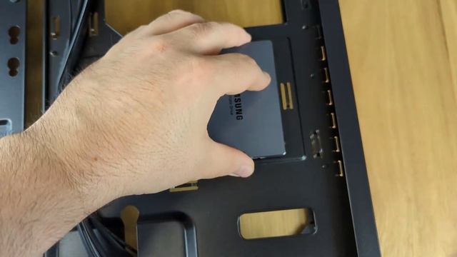 Unboxing and Overview Fractal Design Focus 2 смотреть онлайн