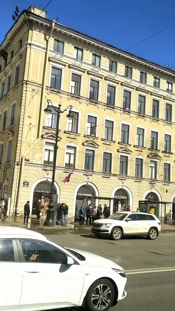 Едем по солнечному, веселому,прекрасному Невскому пр.Санкт Петербург. смотреть онлайн
