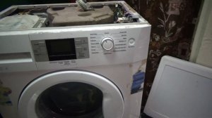 Стиральная машина веко постоянно сливает воду!