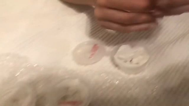 9 year old unboxes SPIDERLING TARANTULAS! Avicularia Peru Purple! смотреть онлайн