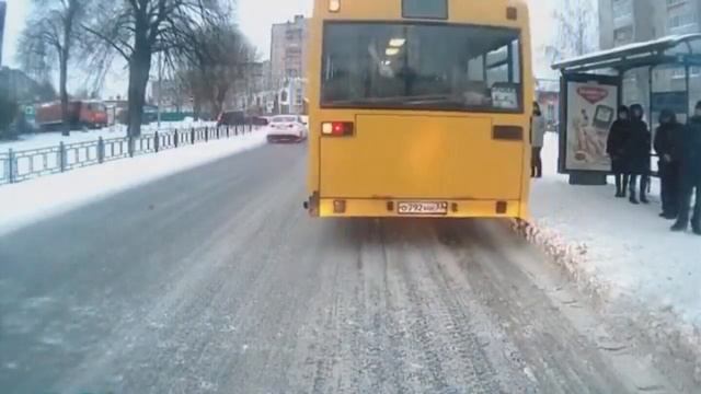 Как правильно передвигаться в гололед