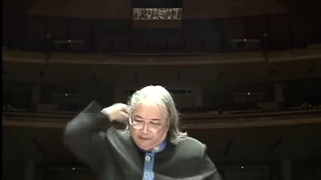 Siam Sinfonietta plays Mahler's "Titan" смотреть онлайн