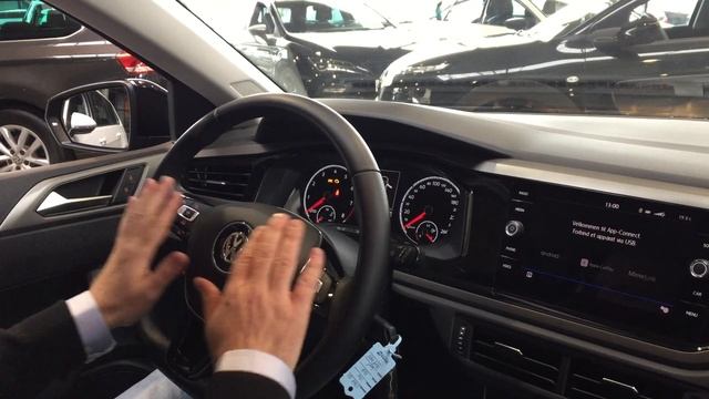 VW Polo TSi 95 Comfortline смотреть онлайн