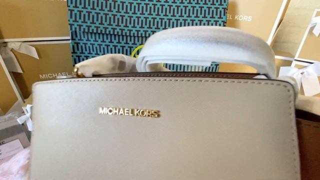 Michael Kors Selma Medium Saffiano Leather Crossbody Bag in Luggage Multi by @springflingmnlph смотреть онлайн