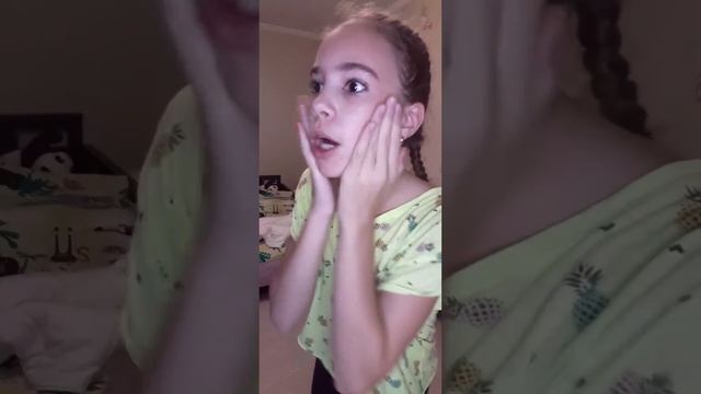Типы людей на пляже ( смеёмся без остановки) #shorts смотреть онлайн