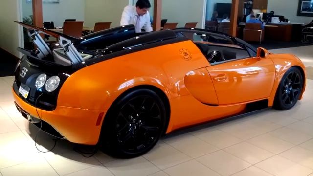 Bugatti Veyron Grand Sport Vitesse Start-up and Rev смотреть онлайн