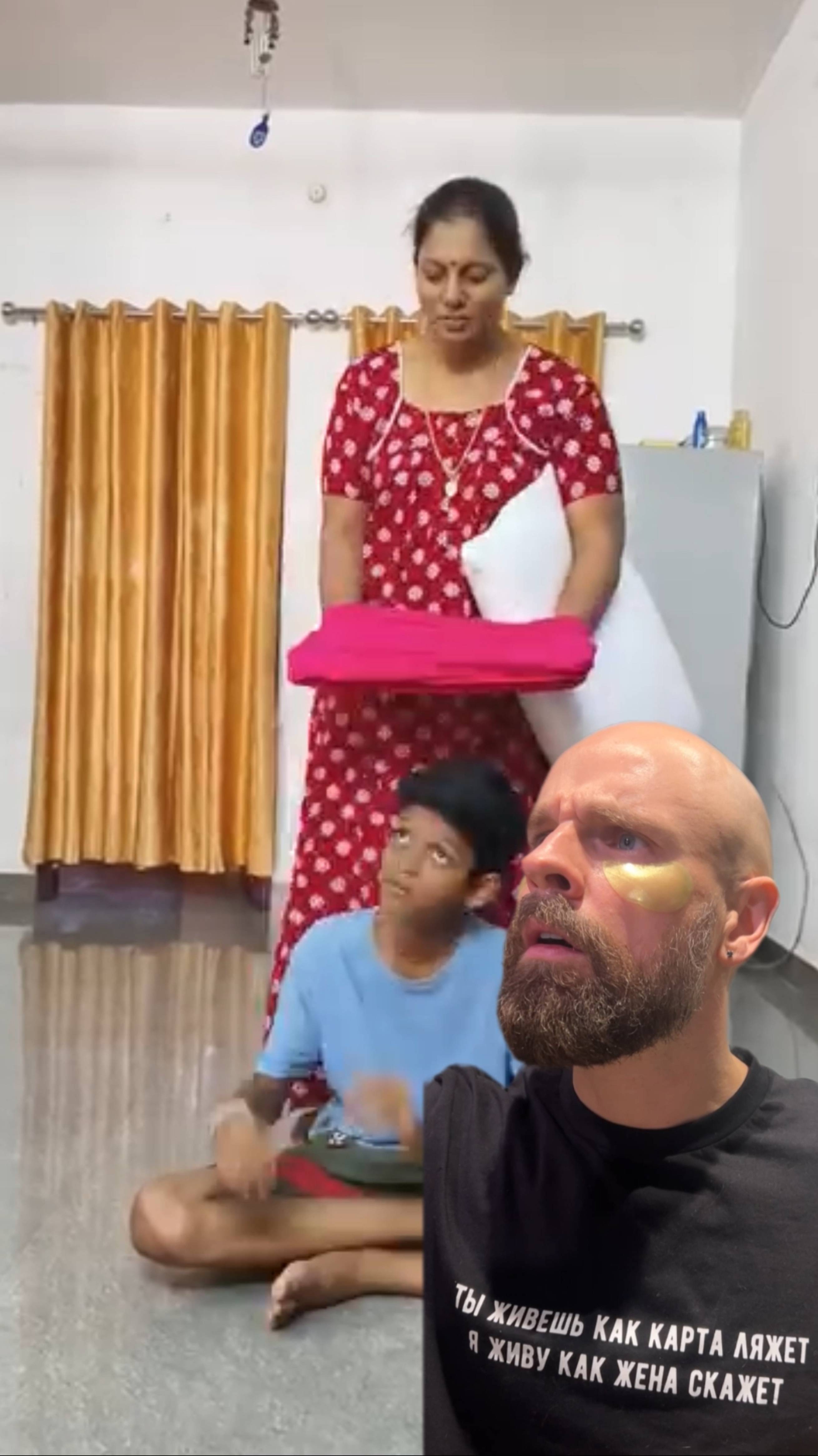 Вы все время надевали наволочку на подушку неправильно😱 смотреть онлайн