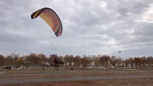 Estreno paramotor en Cáceres смотреть онлайн