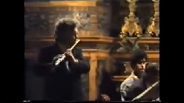 O. Messiaen - Le merle noir - Angelo Persichilli, flauto смотреть онлайн