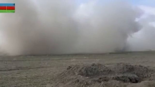 Минобороны Азербайджана опубликовало кадры ночных и дневных артиллерийских стрельб. смотреть онлайн