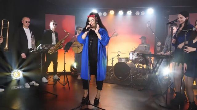 Garna & Manera - "Moon" (live session / studio edit / main stage rent) смотреть онлайн