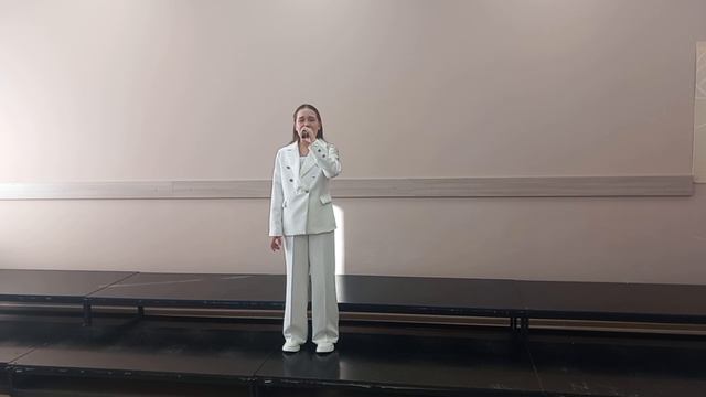 VID_20250227_190343_988.mp4