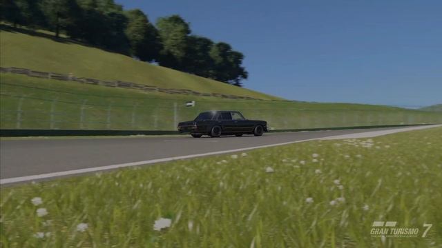Gran Turismo 7 - Mercedes-Benz 300 SEL 6.8 AMG '71 Gameplay in Replay Mode [PS5 4K 60FPS]. смотреть онлайн