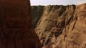 Песня из фильма "Золото Маккены"