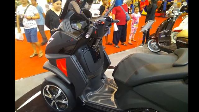 Mega Gallery Peugeot Metropolis 400i 2018 смотреть онлайн