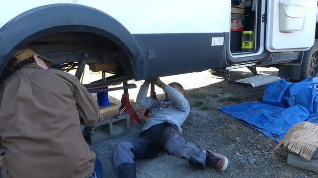 #44 HYMER MLT580 : UPGRADE SUSPENSION FALCON DE CHEZ #VANCOMPASS смотреть онлайн