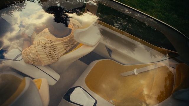 BMW reinvents itself: The BMW Vision Neue Klasse. смотреть онлайн