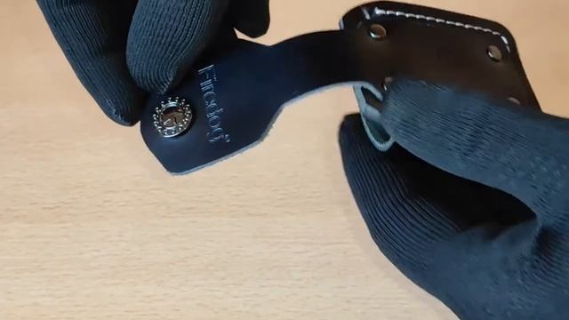 Кожаный чехол Firedog для зажигалки на пояс коричневый. CL27 Black смотреть онлайн