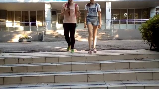Скетч: Лучшие подруги VS Подруги смотреть онлайн