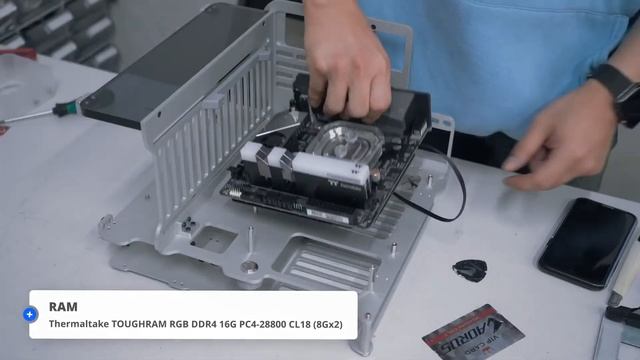 ITX Mini Extreme Cooling PC Gaming Build смотреть онлайн