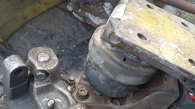 Нюансы снятия механической коробки передач на Фольксваген Шаран, Сеат Альхамбра и Форд Галакси.