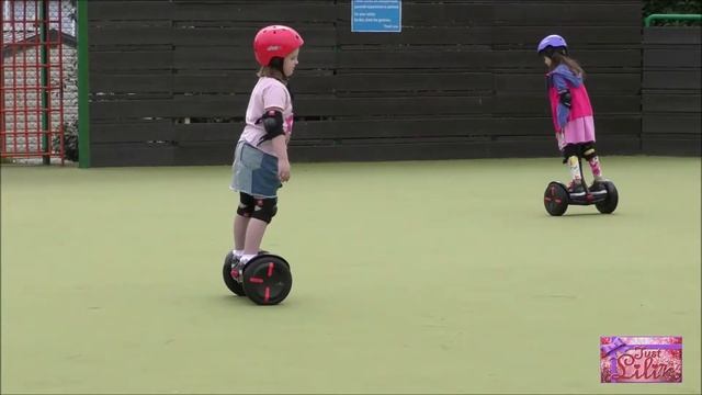 Devon Cliffs, Haven - Mini Segway Fun! смотреть онлайн