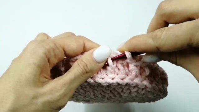 Пять узоров из трикотажной пряжи и шнура. Узор №5 "Ребристый" смотреть онлайн