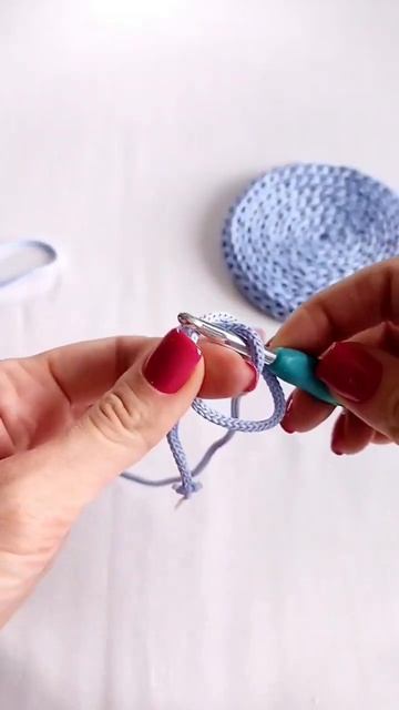 Хочешь связать такой-же? Ссылка на МК в комментариях #crochet #handmade #вязаниекрючком смотреть онлайн