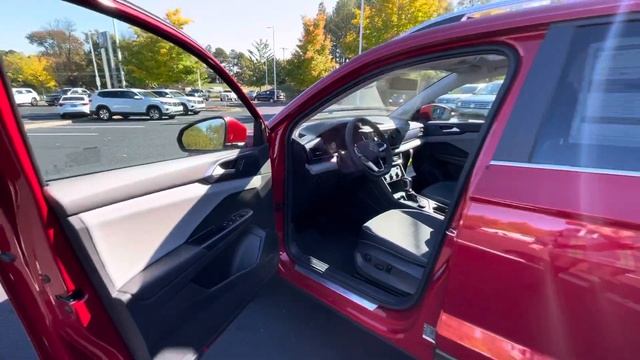 2022 Volkswagen Taos SE 4motion walk around video смотреть онлайн
