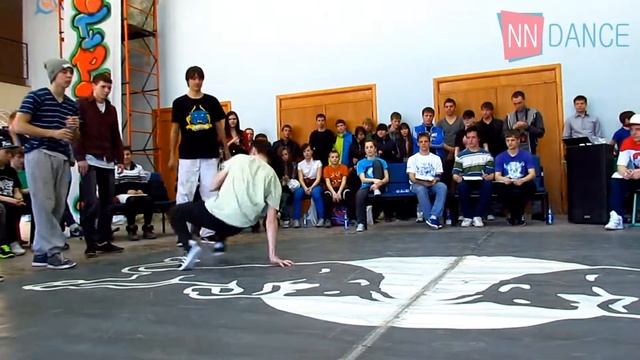 Сергей Антонов VS Роберт - 1/8 финала (1 круг) - ПереБор Session 3 (2013) смотреть онлайн