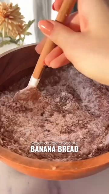 Double Chocolate Banana Bread Recipe #vegan #food #recipe #baking #dessert #veganrecipes #breakfast