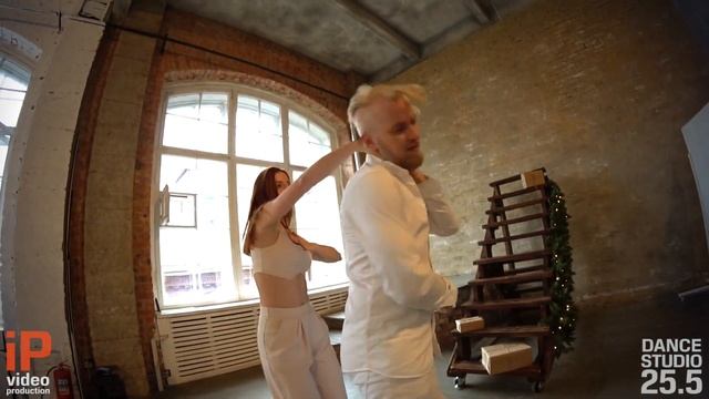 Salsa. Ilia Podpalnyi & Elena Medvedeva || Dance Studio 25.5 смотреть онлайн