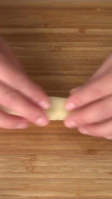 Простая форма из теста своими руками #Shorts смотреть онлайн