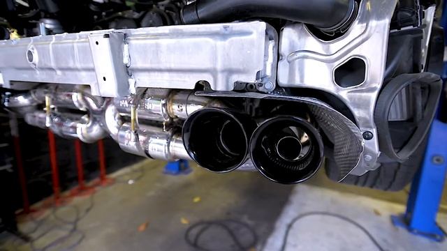 Porsche 911 Turbo S Performance Upgrade смотреть онлайн