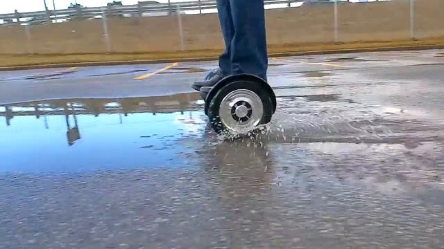 AccelaVelo 10" SUV HoverBoard смотреть онлайн