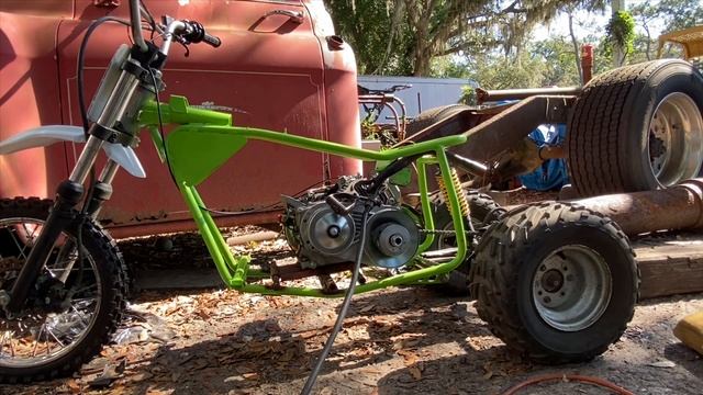 #minitrike #predator212 SweetPee This Is Part 3 Of The Sweet Pee Trike Build (welded up a exhaust) смотреть онлайн