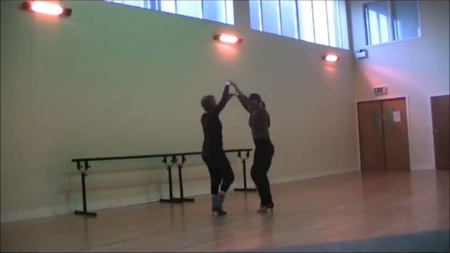 Adults Salsa Dance - Sombrero Step Kinetix Dance Dublin смотреть онлайн