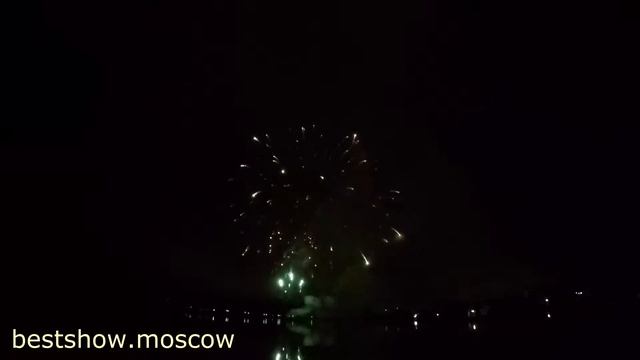 салют под "Фрэнк Синатра" смотреть онлайн
