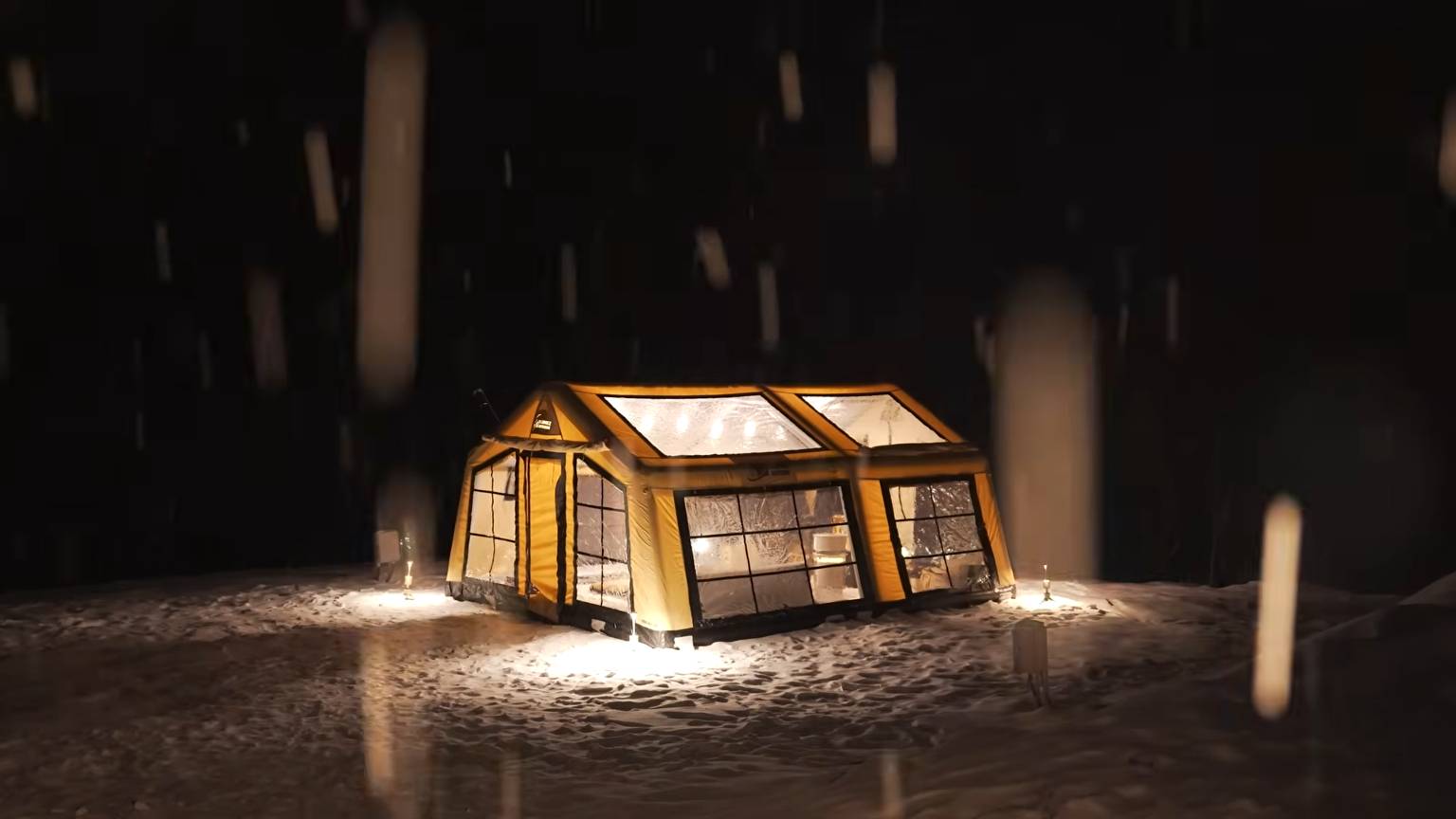 КЕМПИНГ С ГИГАНТСКОЙ НАДУВНОЙ ПАЛАТКОЙ