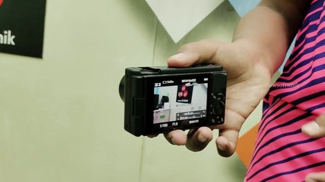 My mom surprised me with a camera🤩| sony ZV-1 unboxing tamil📷 | Dream come's true | views of rithik смотреть онлайн
