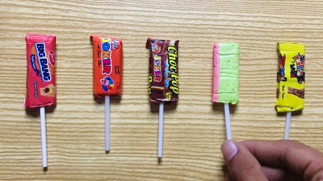 Satisfying the Rainbow Lolipops are opening the Choco Pop Lolipops and chilli Milli Lolipops ASMR смотреть онлайн