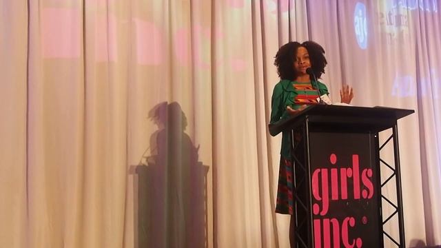 Maya Penn speaking at Girls Inc. Strong, Smart, Bold Awards luncheon смотреть онлайн
