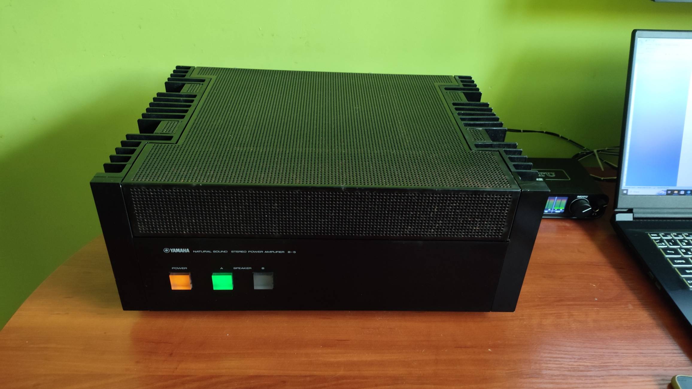 Усилитель мощности Yamaha B5. Жемчужина со дна японского аукциона