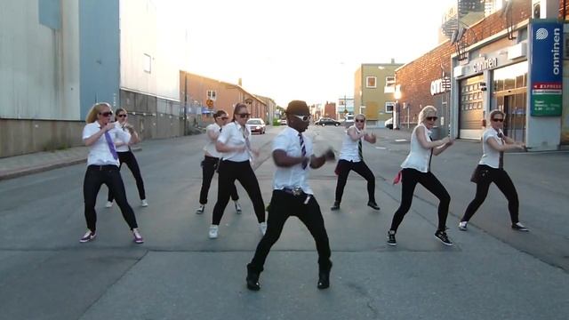 DO THINGS - DANCEHALL ROUTINE. SICKINHEAD DANCEHALL CLASS URKRAFT 2013. OFFICIAL! смотреть онлайн
