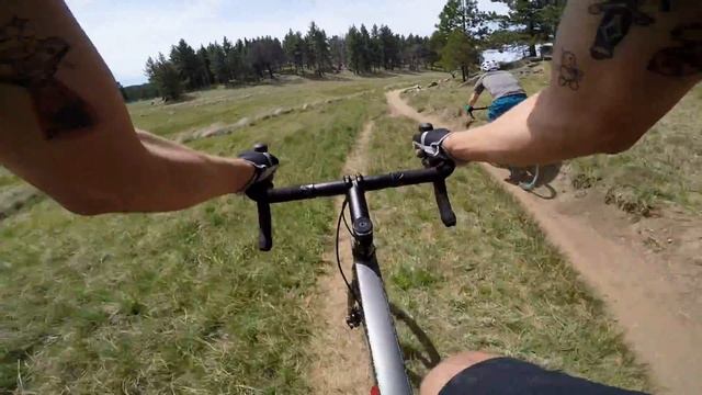 Two Nerds on Road Bikes in the Mountains (Suspension is Overrated) смотреть онлайн