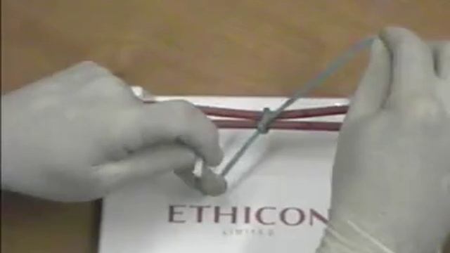 One_handed_surgical_knot смотреть онлайн