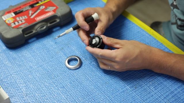 How to change BMW engine start stop button 1 series смотреть онлайн