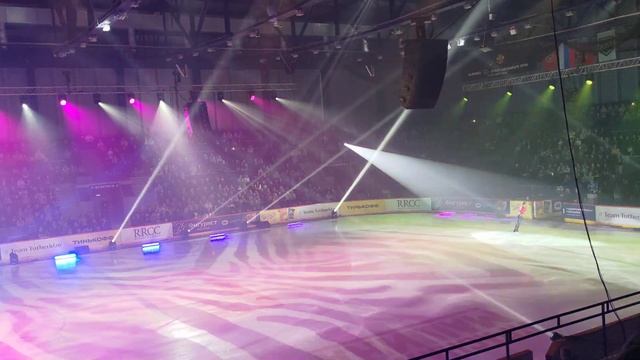 Шоу Team Tutberidze. Чемпионы на льду в Барнауле. Выступление Аделии Петросян (03.04.2024) смотреть онлайн